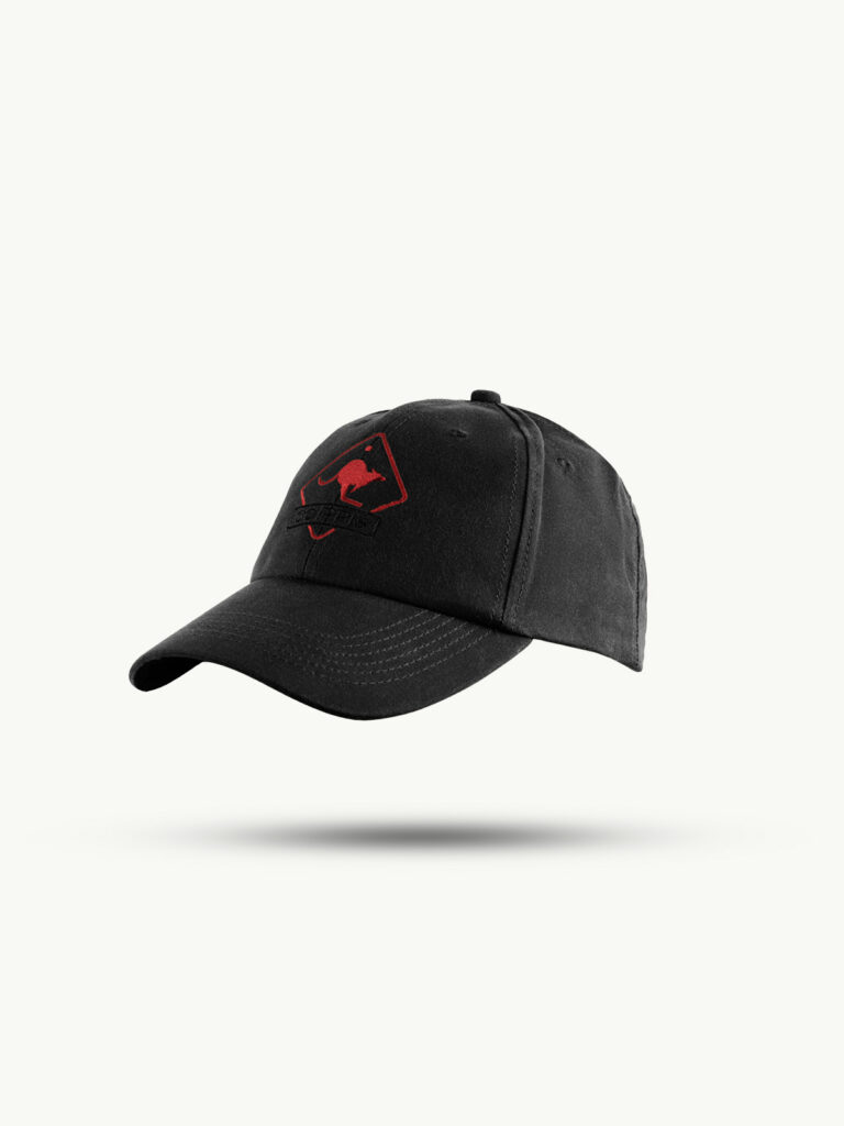SCIPPIS OILSKIN CAP aus Dri-Tec Oilskin mit aufgesticktem SCIPPIS-Logo